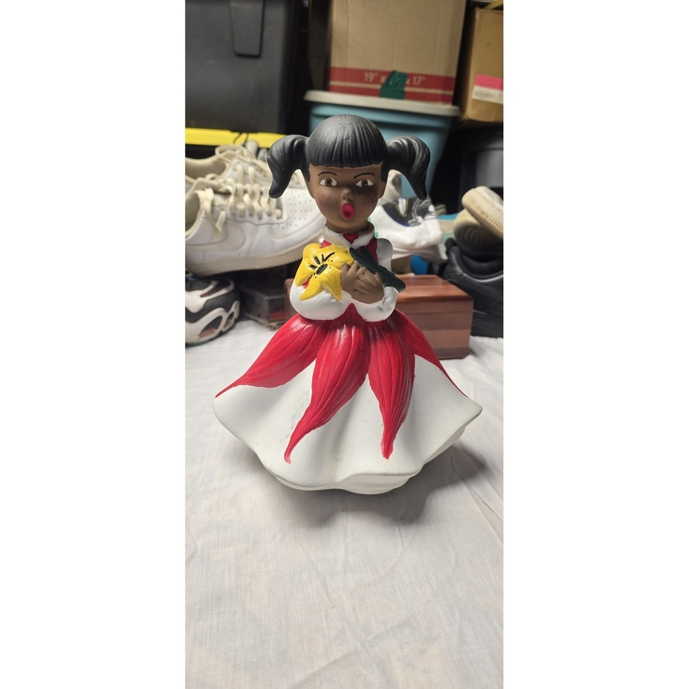 Vintage Atlantic Molds Ceramic Flower Girl Caroler Figurine